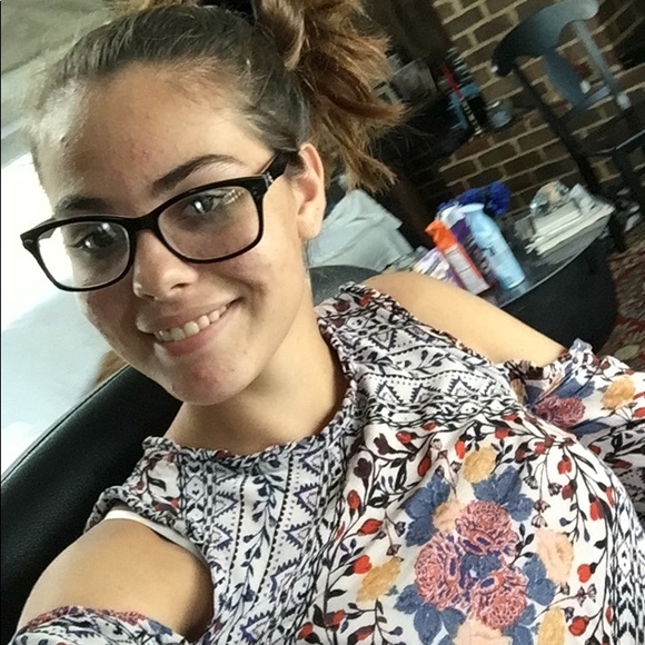 Meet your Posher, Xola - Picture 1 of 1